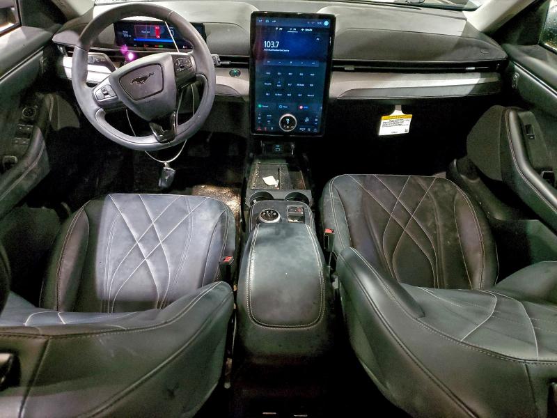 Фото 8 - FORD MUSTANG