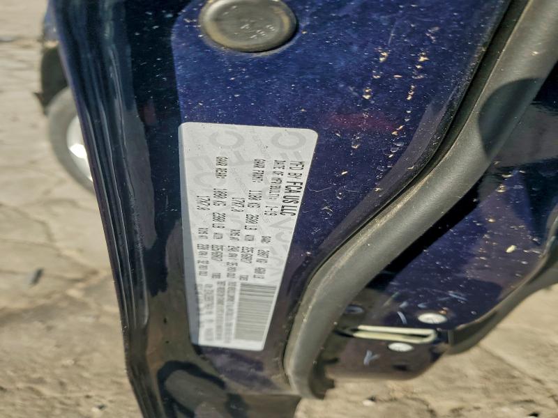 Фото 13 - JEEP COMPASS