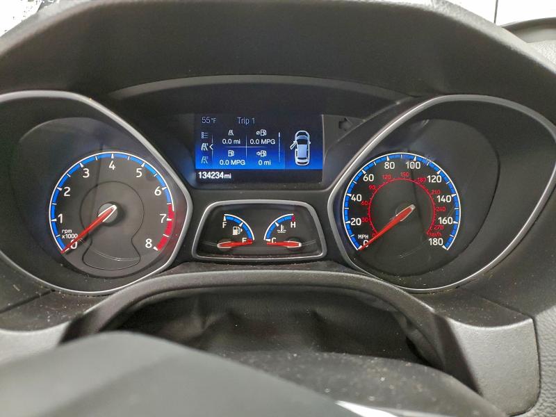 Фото 9 - FORD FOCUS