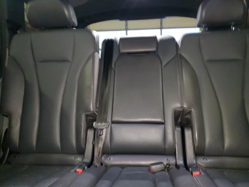 Фото 10 - AUDI Q7