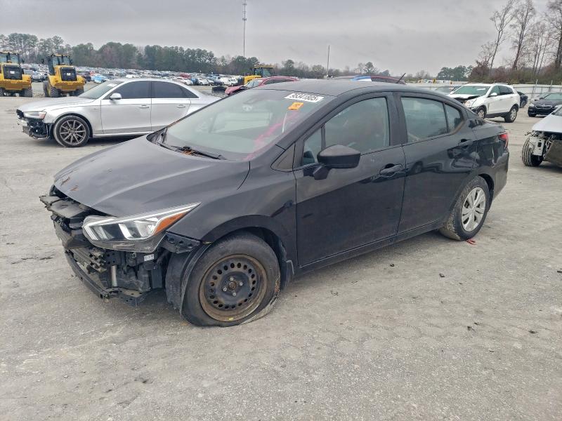 Фото 1 - NISSAN VERSA