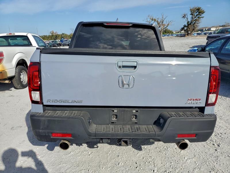 Фото 6 - HONDA RIDGELINE