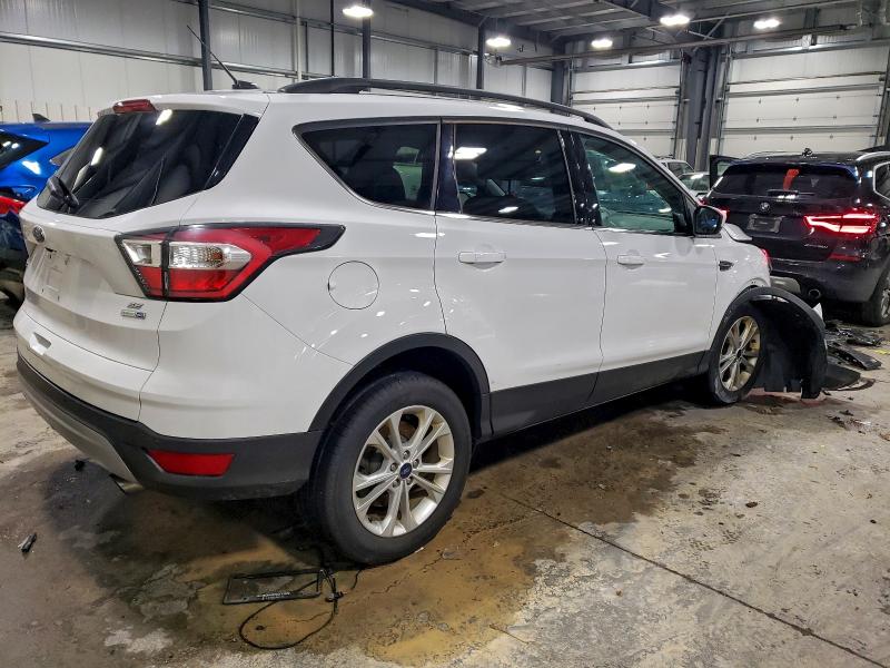 Фото 3 - FORD ESCAPE