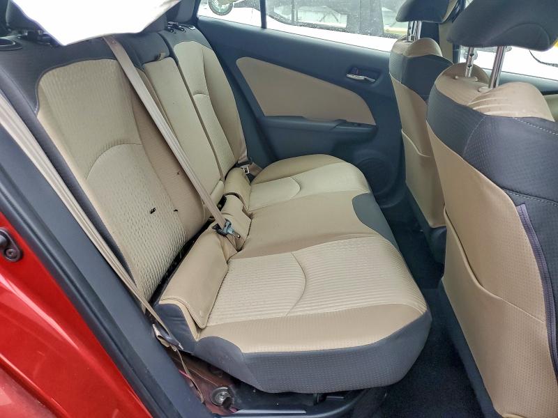 Фото 10 - TOYOTA PRIUS