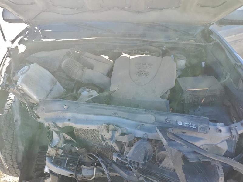 Фото 11 - TOYOTA TACOMA