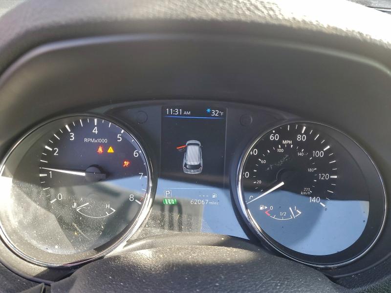 Фото 9 - NISSAN ROGUE