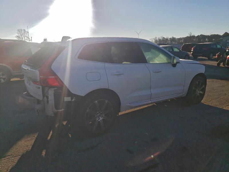 Фото 3 - VOLVO XC60