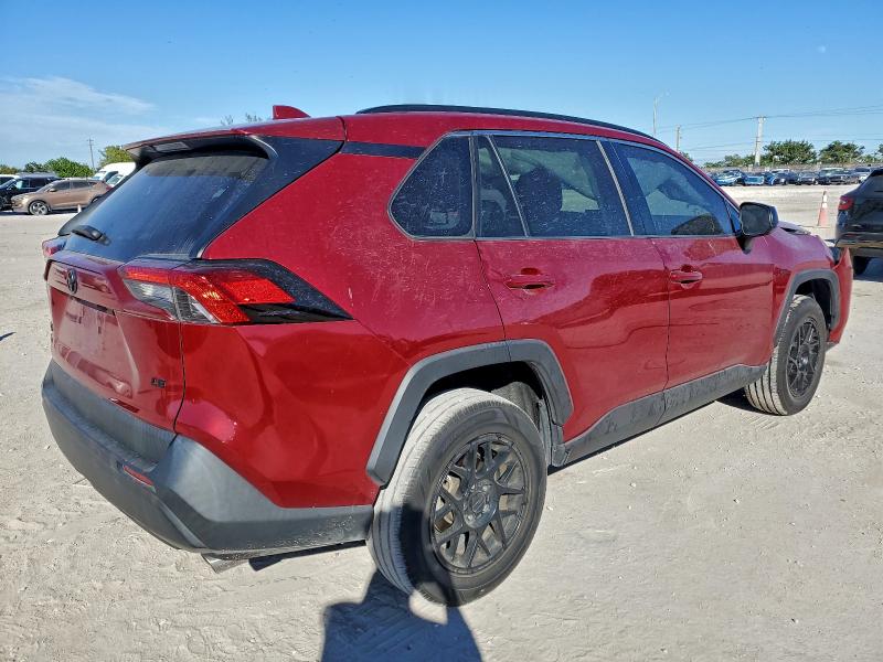 Фото 3 - TOYOTA RAV4