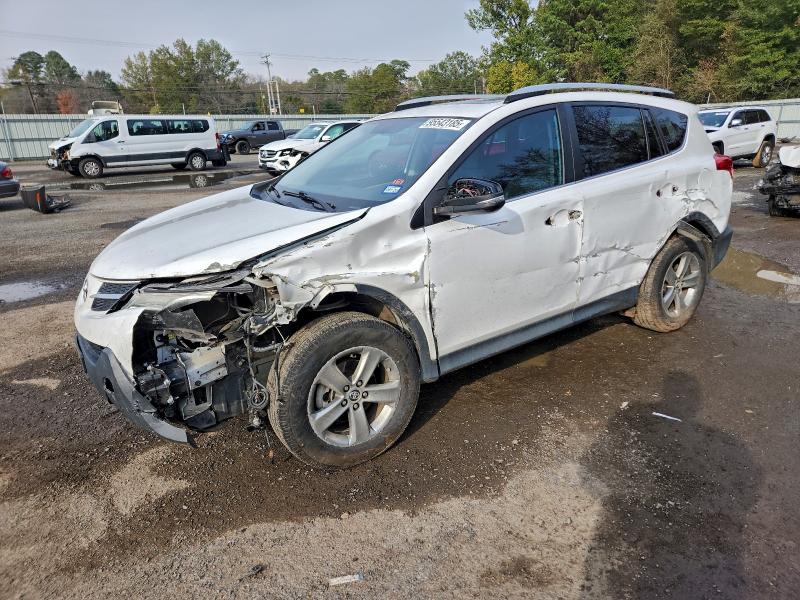 Фото 1 - TOYOTA RAV4