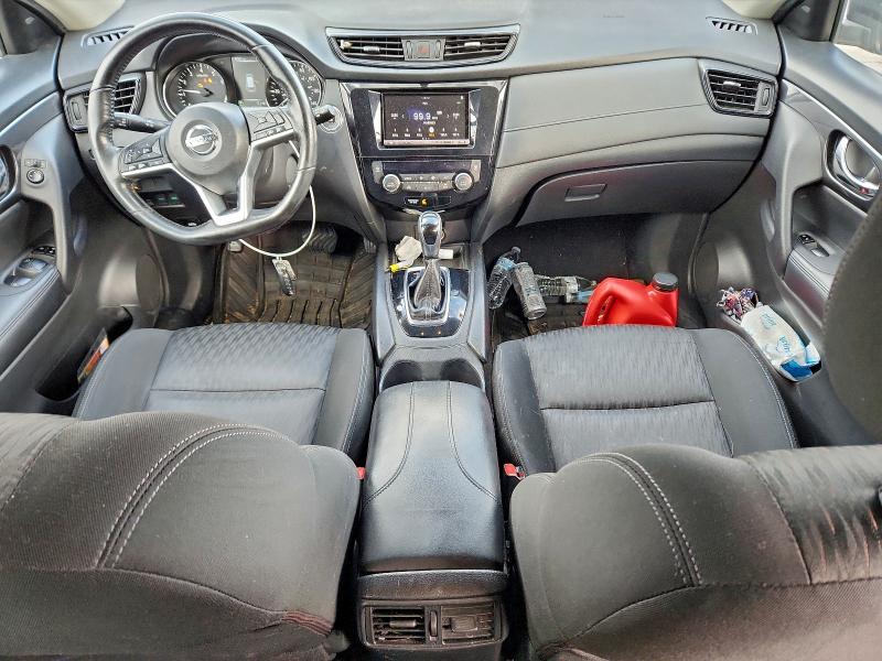 Фото 8 - NISSAN ROGUE