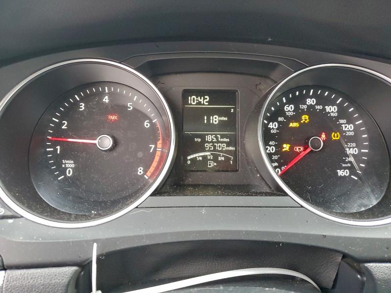 Фото 9 - VOLKSWAGEN JETTA