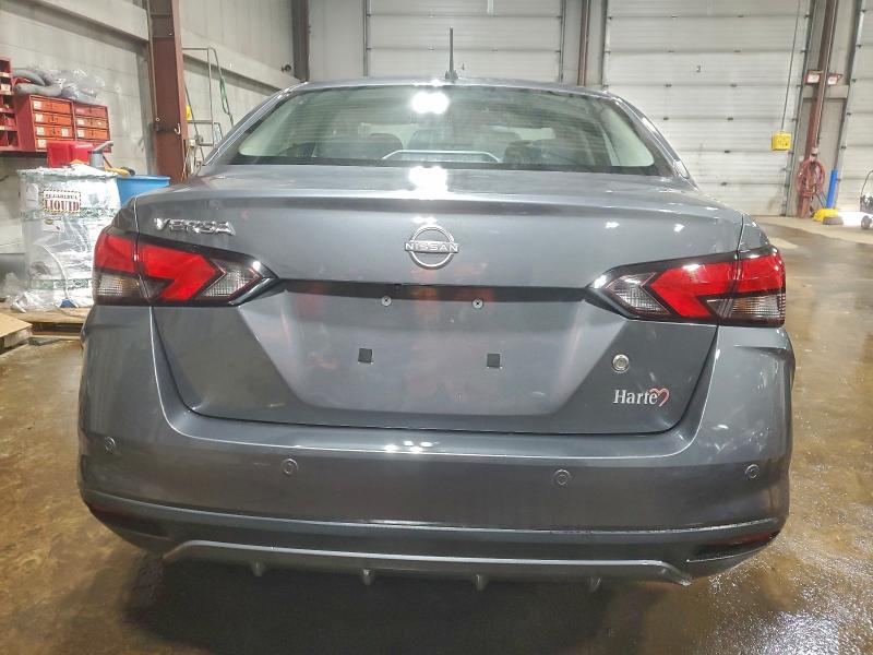 Фото 6 - NISSAN VERSA