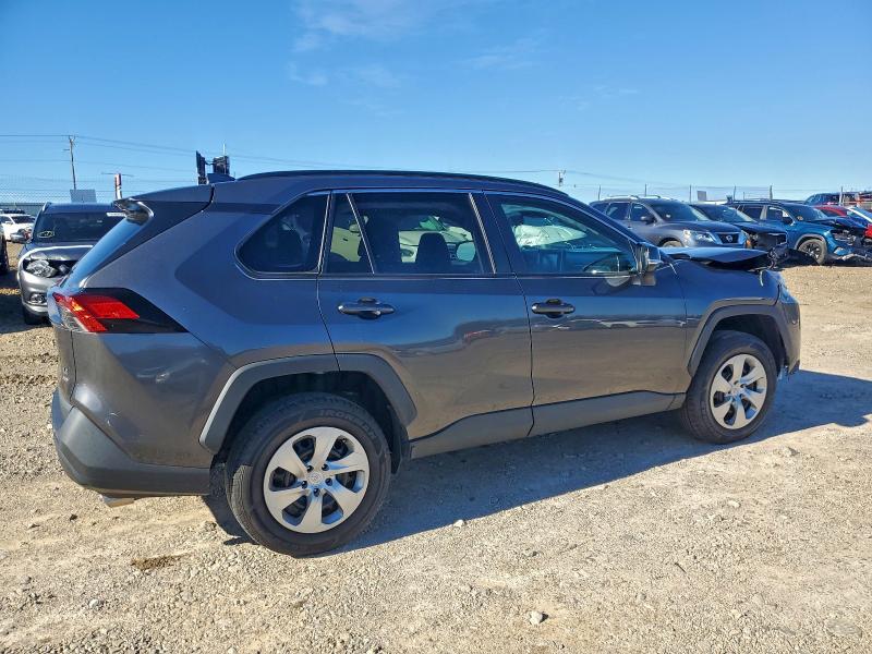 Фото 3 - TOYOTA RAV4