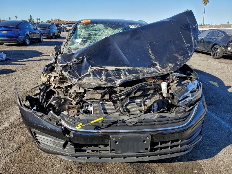 Фото 5 - VOLKSWAGEN JETTA