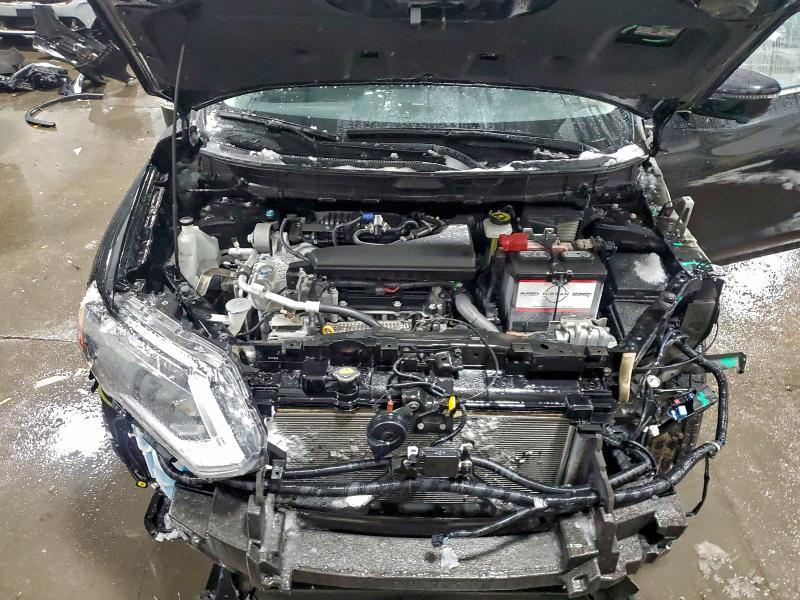 Фото 12 - NISSAN ROGUE