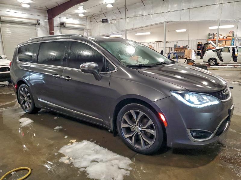 Фото 4 - CHRYSLER PACIFICA