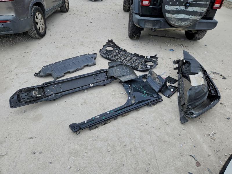 Фото 12 - JEEP WRANGLER