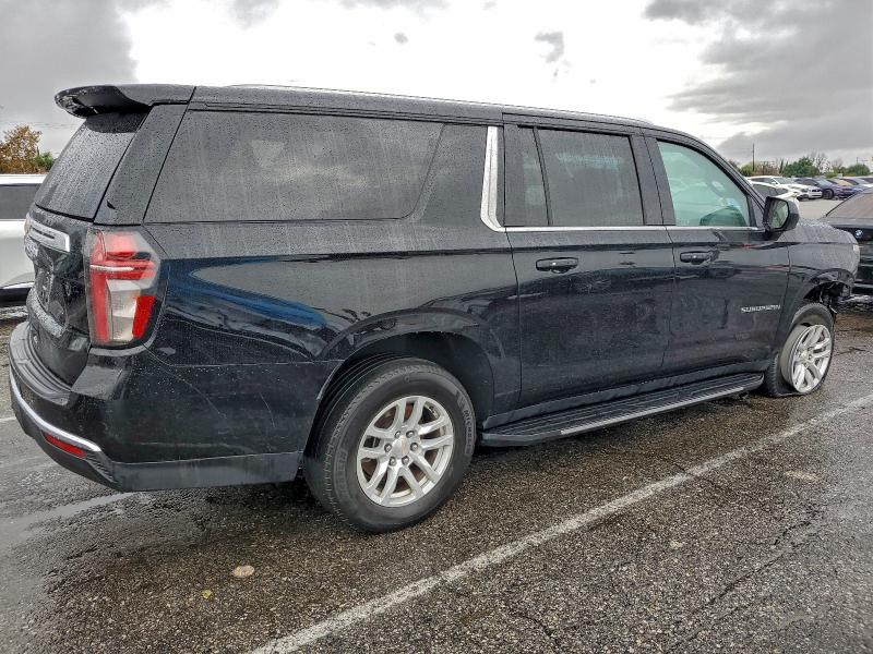 Фото 3 - CHEVROLET SUBURBAN