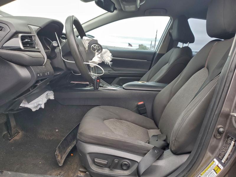 Фото 7 - TOYOTA CAMRY