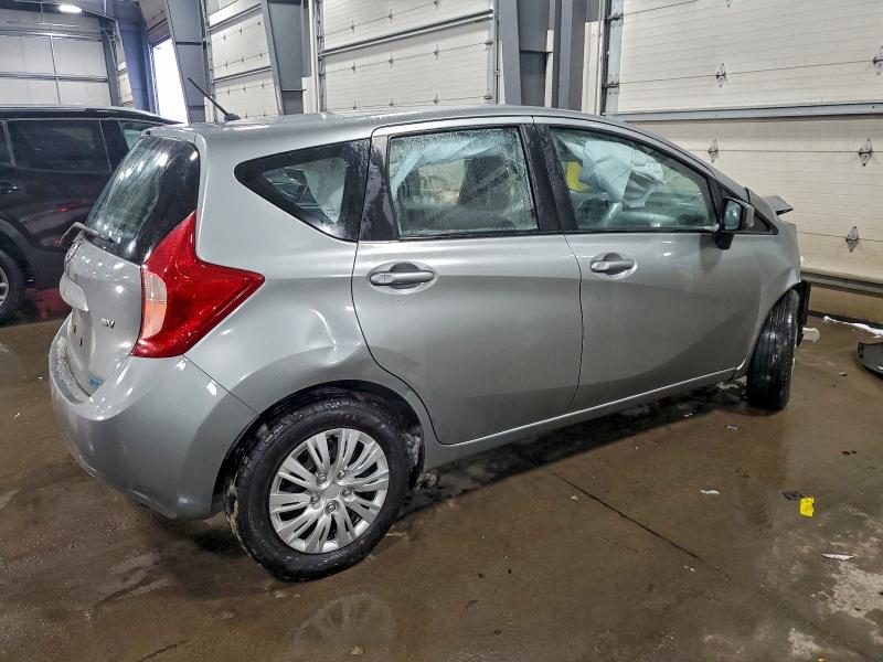 Фото 3 - NISSAN VERSA