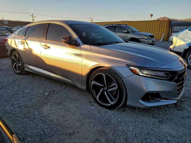 Фото 4 - HONDA ACCORD