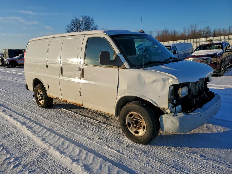 Фото 4 - GMC SAVANA
