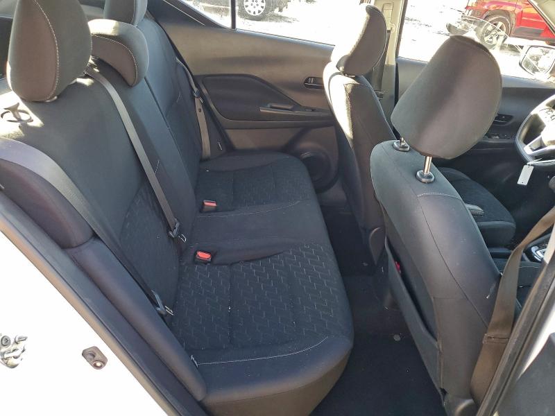 Фото 10 - NISSAN KICKS