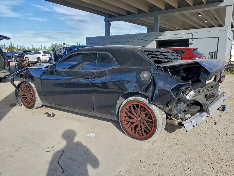 Фото 2 - DODGE CHALLENGER