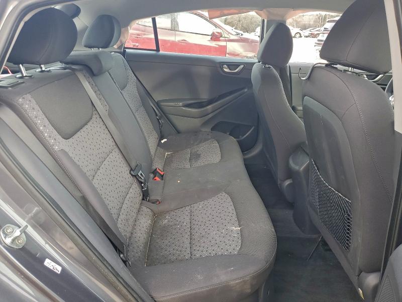 Фото 10 - HYUNDAI IONIQ