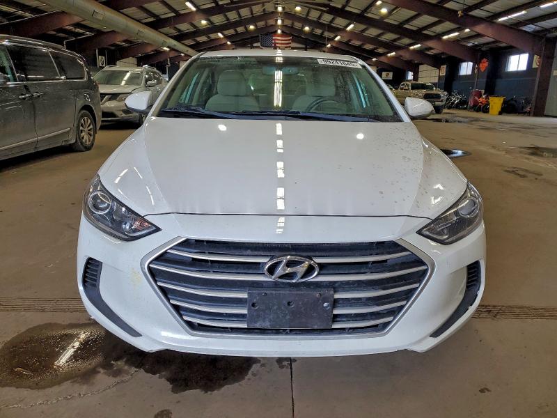 Фото 5 - HYUNDAI ELANTRA