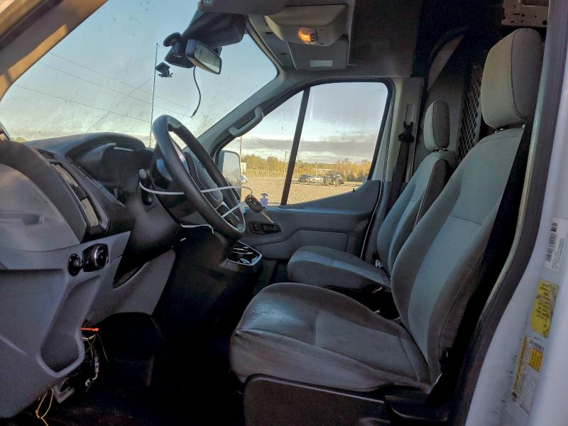 Фото 7 - FORD TRANSIT