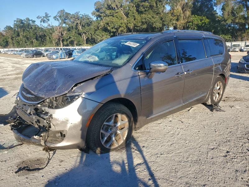 Фото 1 - CHRYSLER PACIFICA