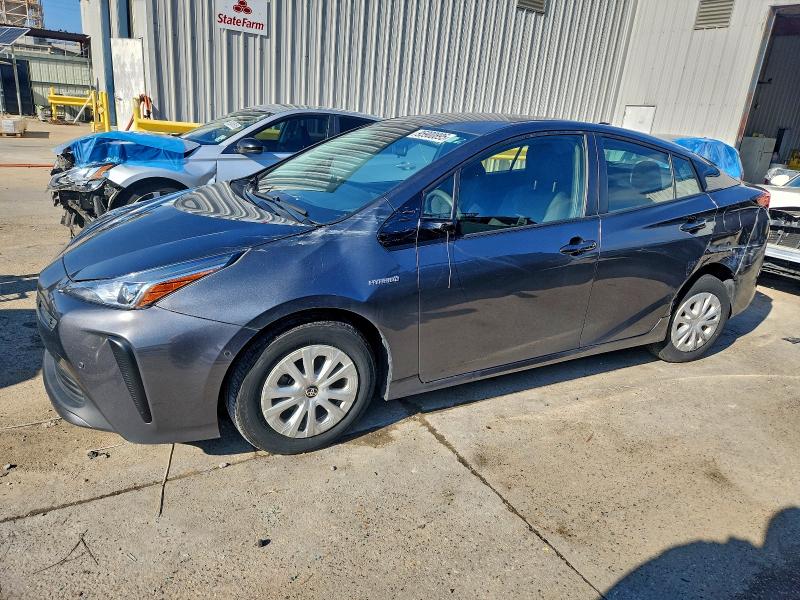 Фото 1 - TOYOTA PRIUS