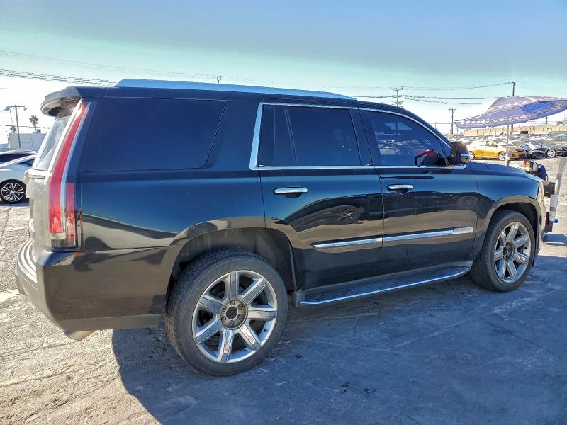 Фото 3 - CADILLAC ESCALADE