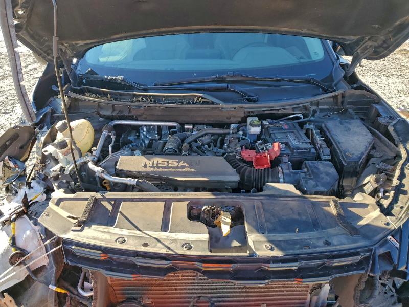 Фото 12 - NISSAN ROGUE