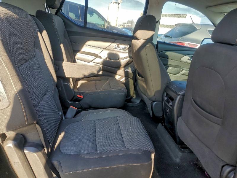 Фото 11 - CHEVROLET TRAVERSE