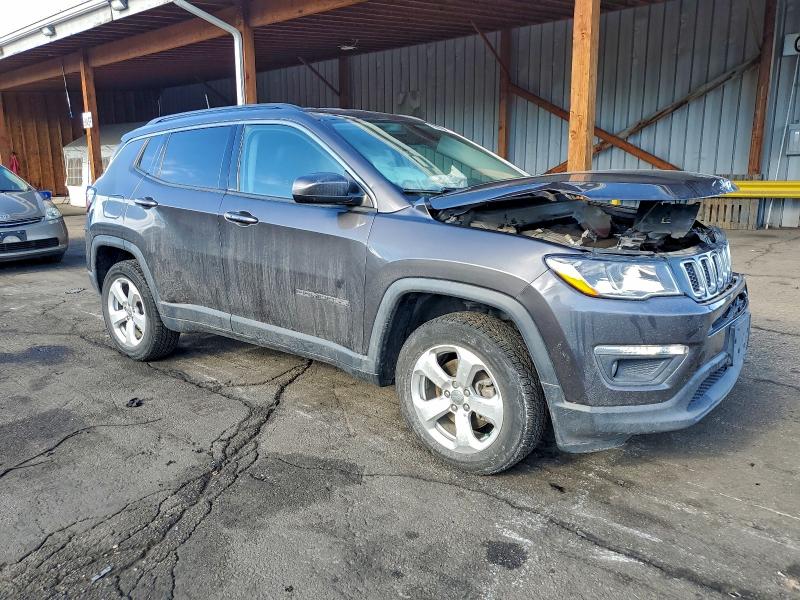 Фото 4 - JEEP COMPASS