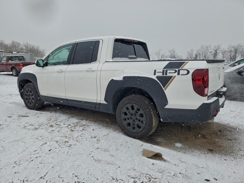 Фото 2 - HONDA RIDGELINE