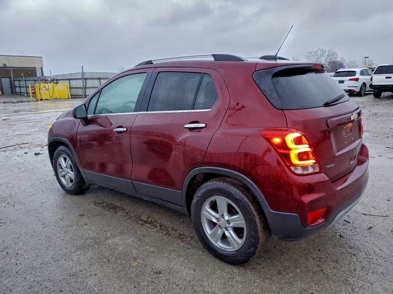 Фото 2 - CHEVROLET TRAX