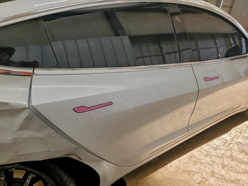 Фото 10 - TESLA MODEL 3