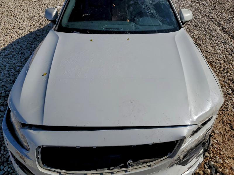 Фото 11 - VOLVO S90