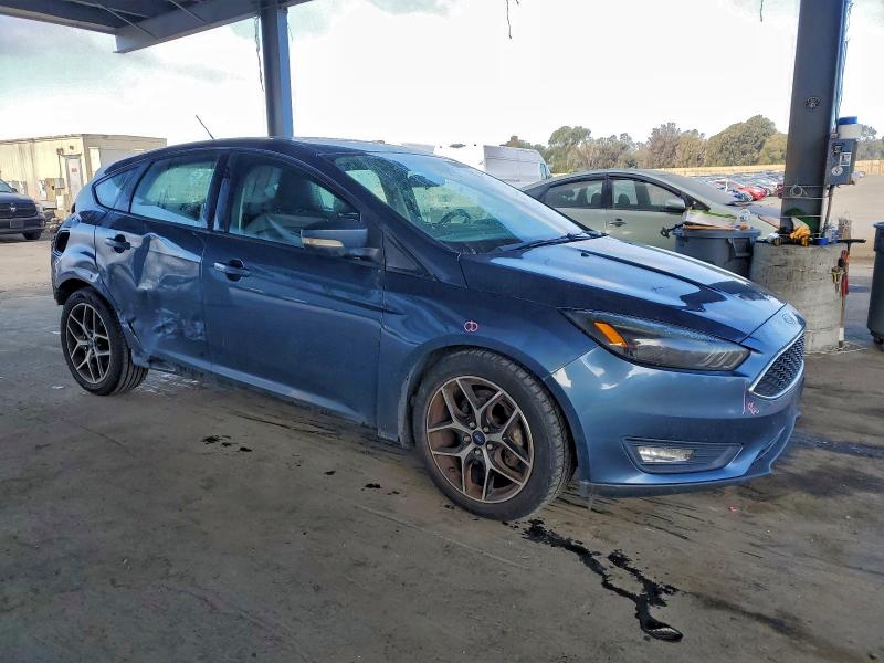 Фото 4 - FORD FOCUS