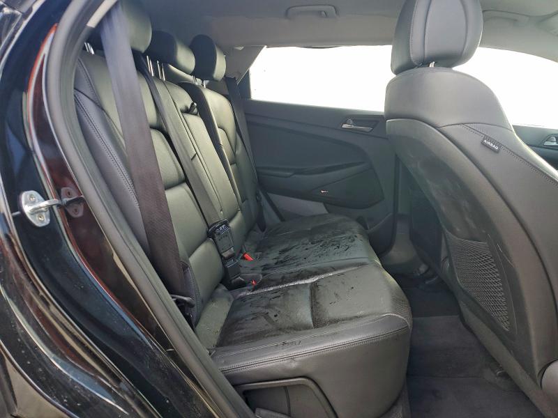 Фото 11 - HYUNDAI TUCSON