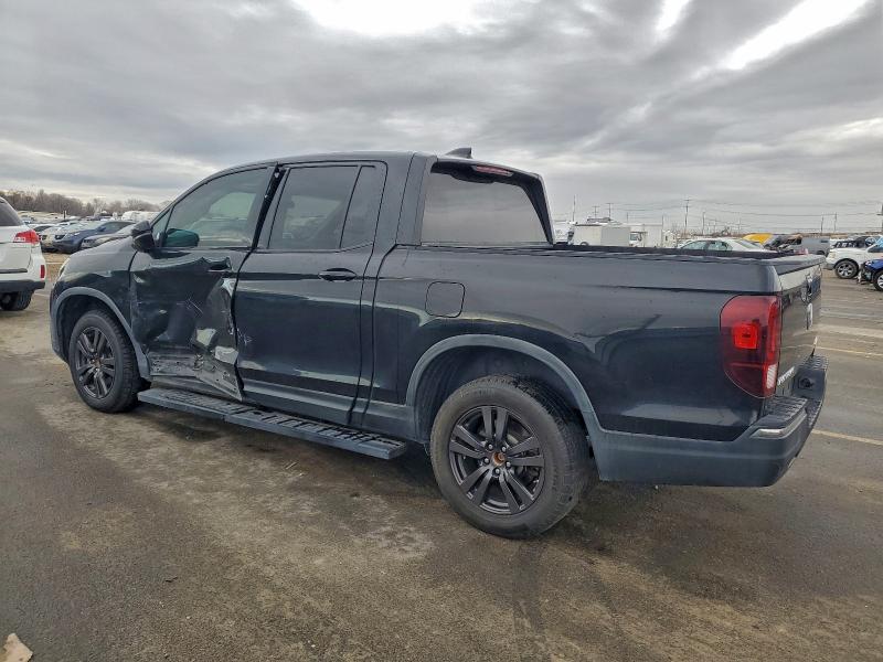 Фото 2 - HONDA RIDGELINE