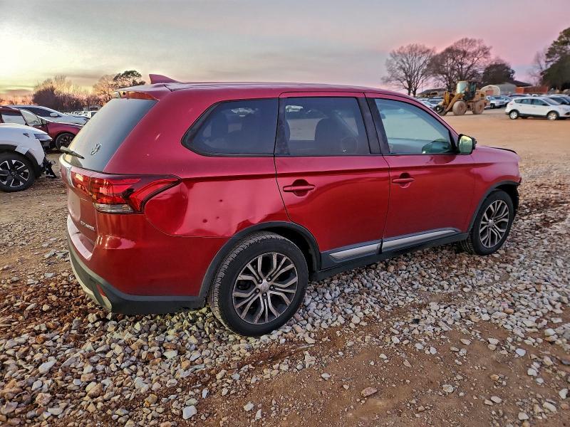 Фото 3 - MITSUBISHI OUTLANDER
