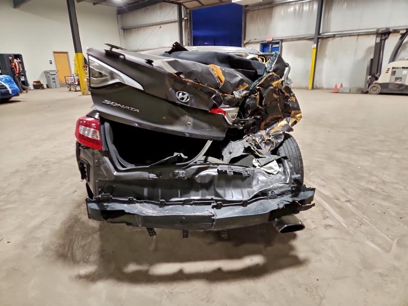 Фото 6 - HYUNDAI SONATA