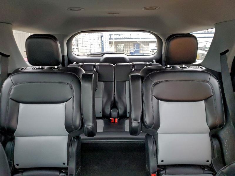 Фото 10 - FORD EXPLORER