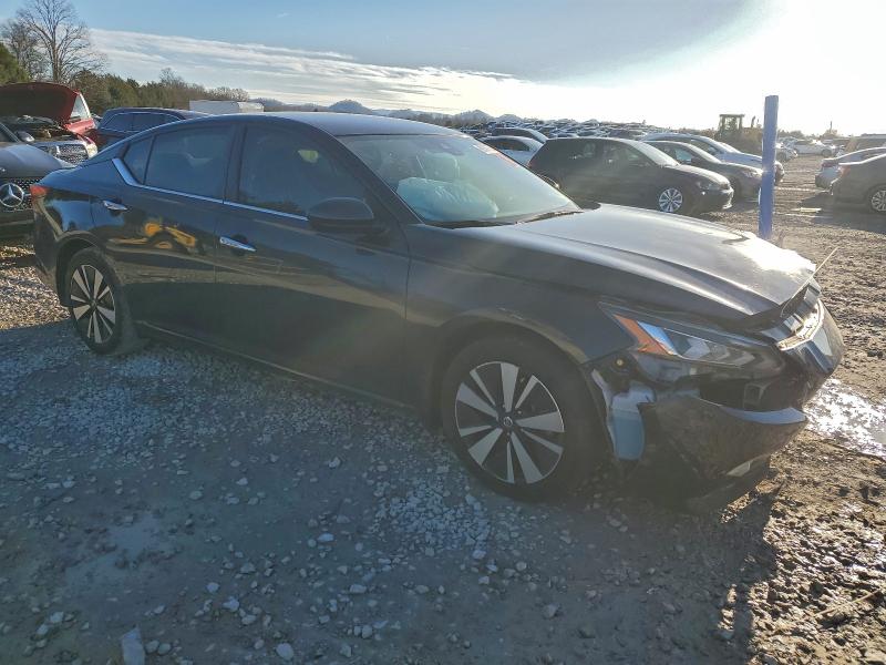 Фото 4 - NISSAN ALTIMA