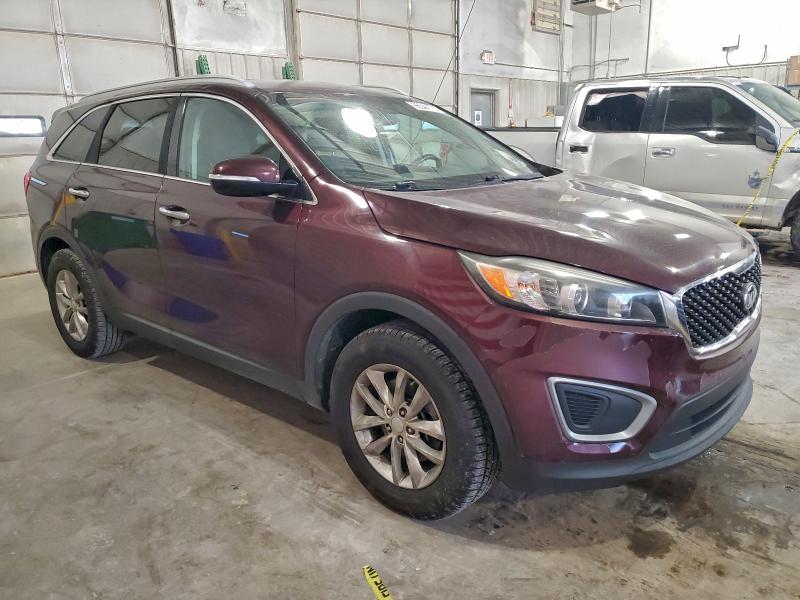 Фото 4 - KIA SORENTO