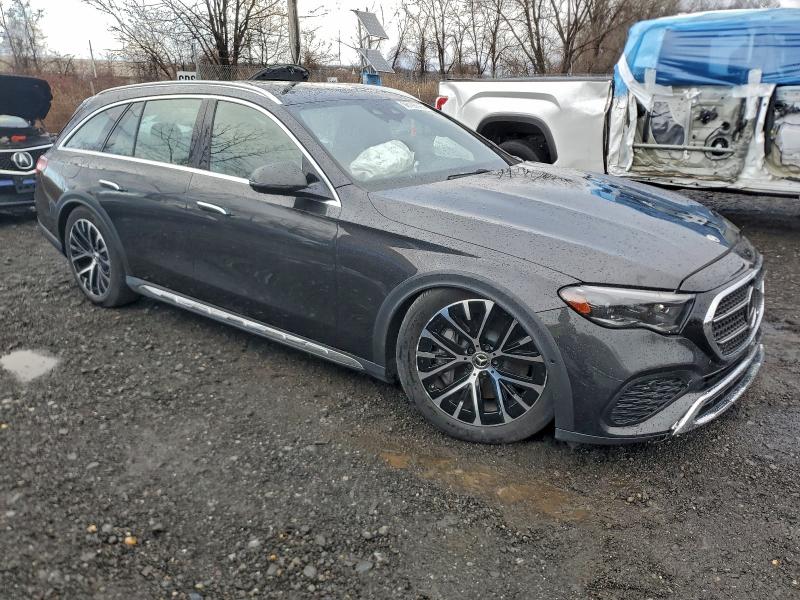 Фото 4 - MERCEDES-BENZ E-CLASS